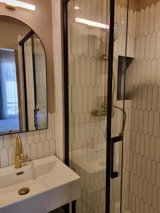 Hotel Royal Fromentin Parigi