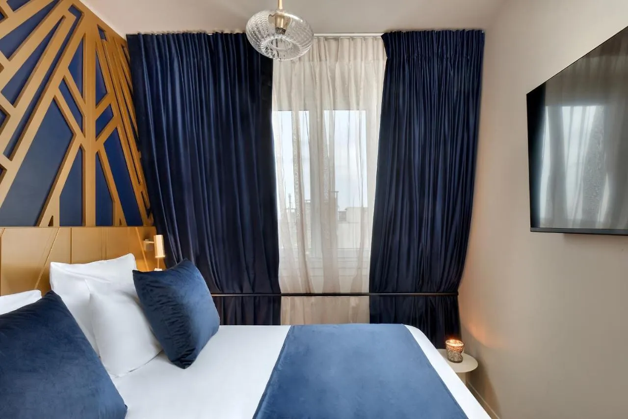 Hotel Royal Fromentin Parigi