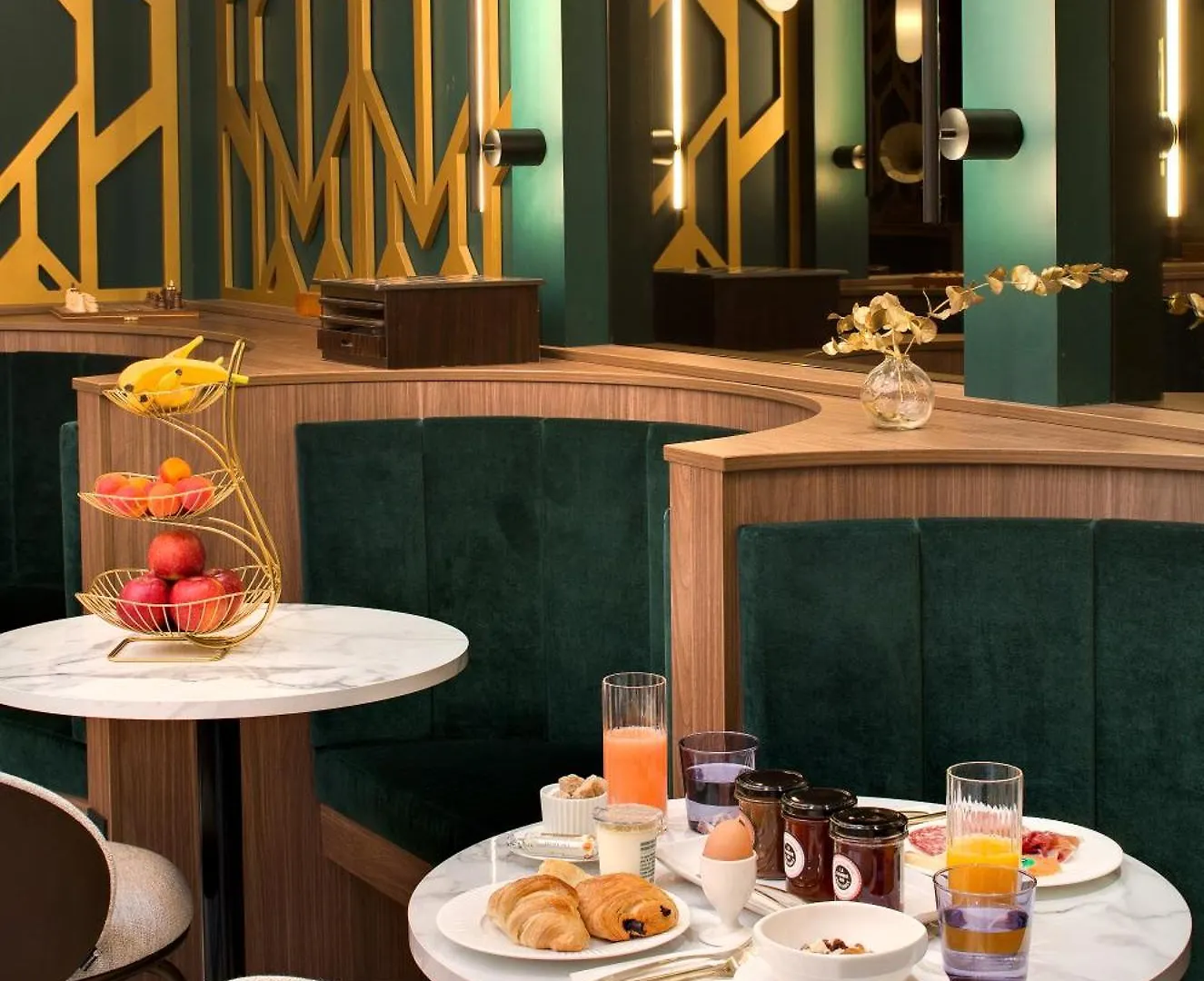 Artemisia Montmartre Hotel Paris
