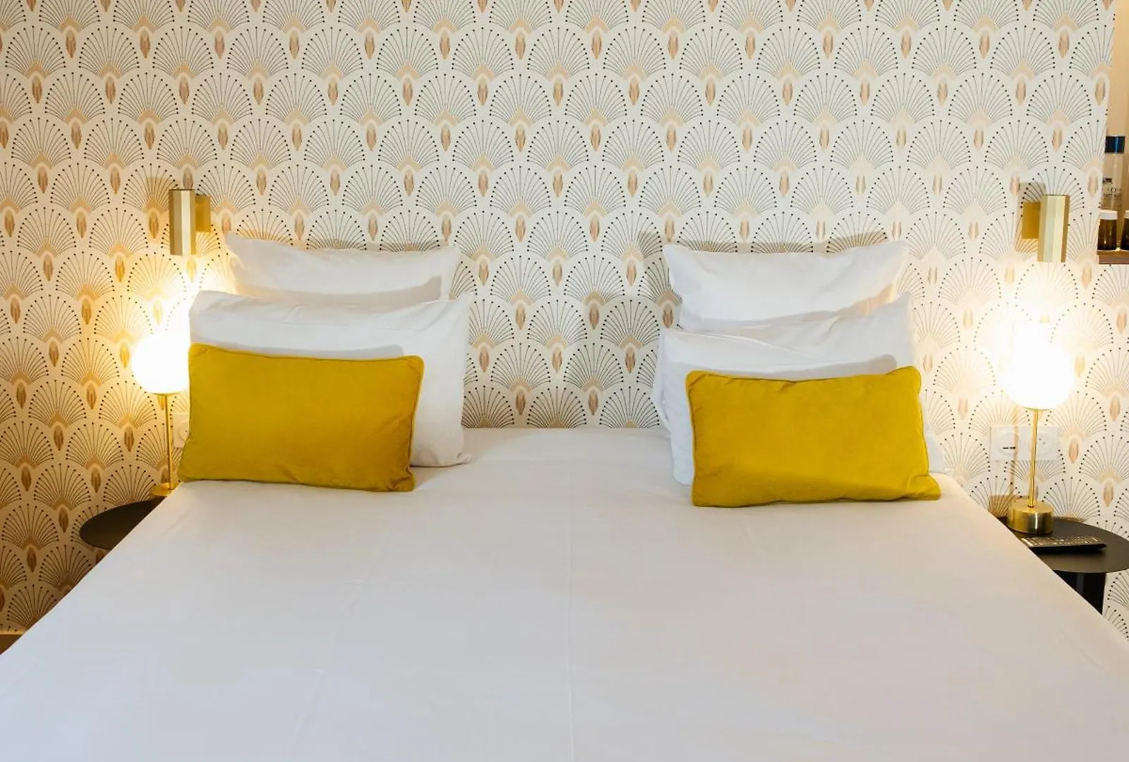 ****  Artemisia Montmartre Hotel Paris France